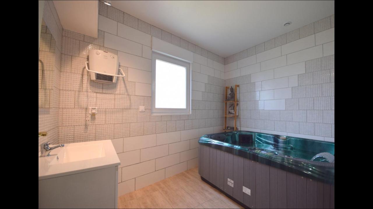Gite Moderne Proche De Kaysersberg Av Jacuzzi Prive Orbey Kültér fotó